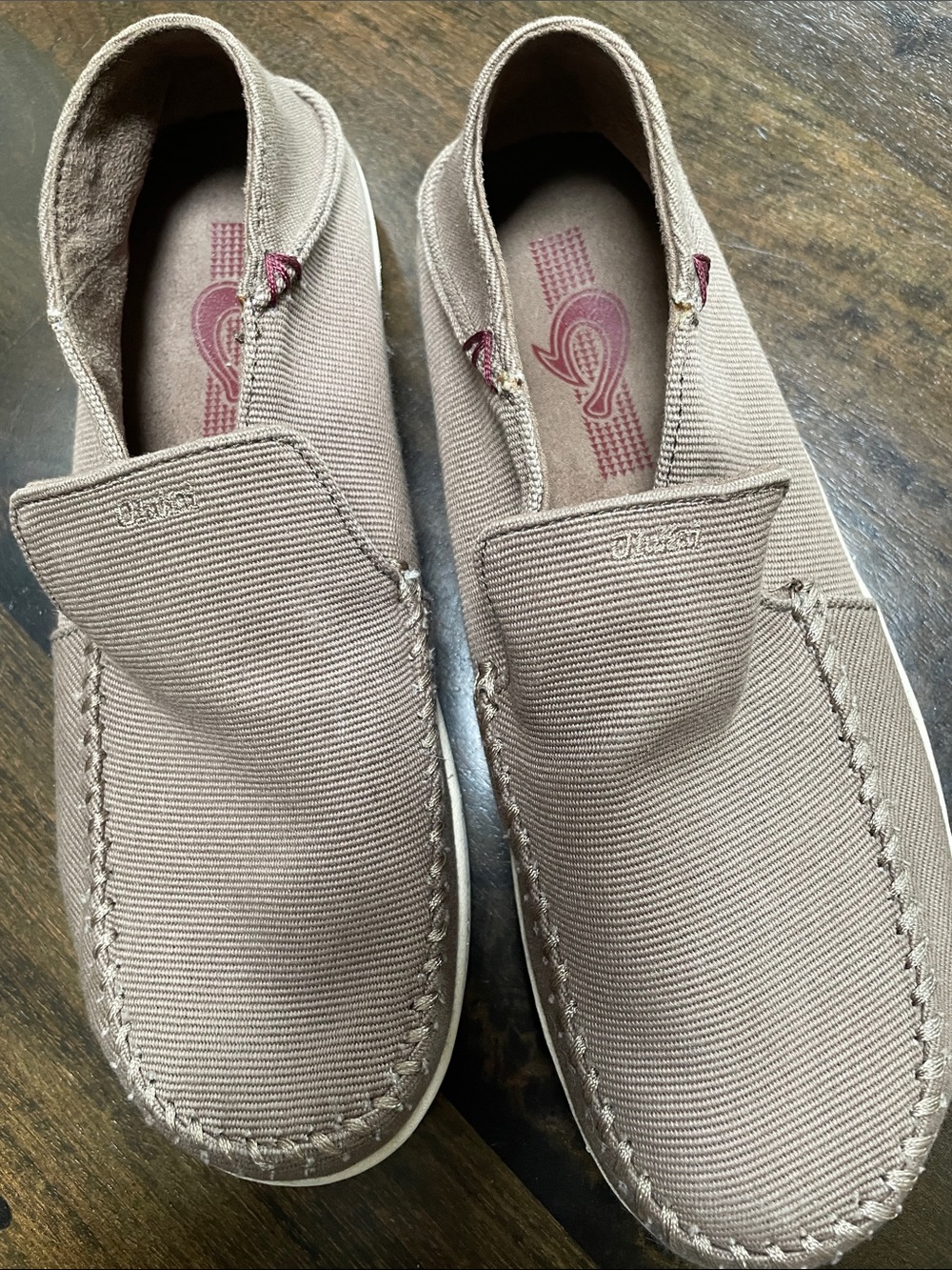 Olukai Akahai Canvas shoes, color is mustang/ mustang